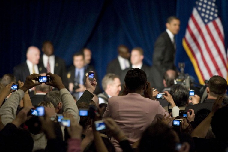 Photo Slideshow: Obama visits East Valley school to discuss mortgage crisis